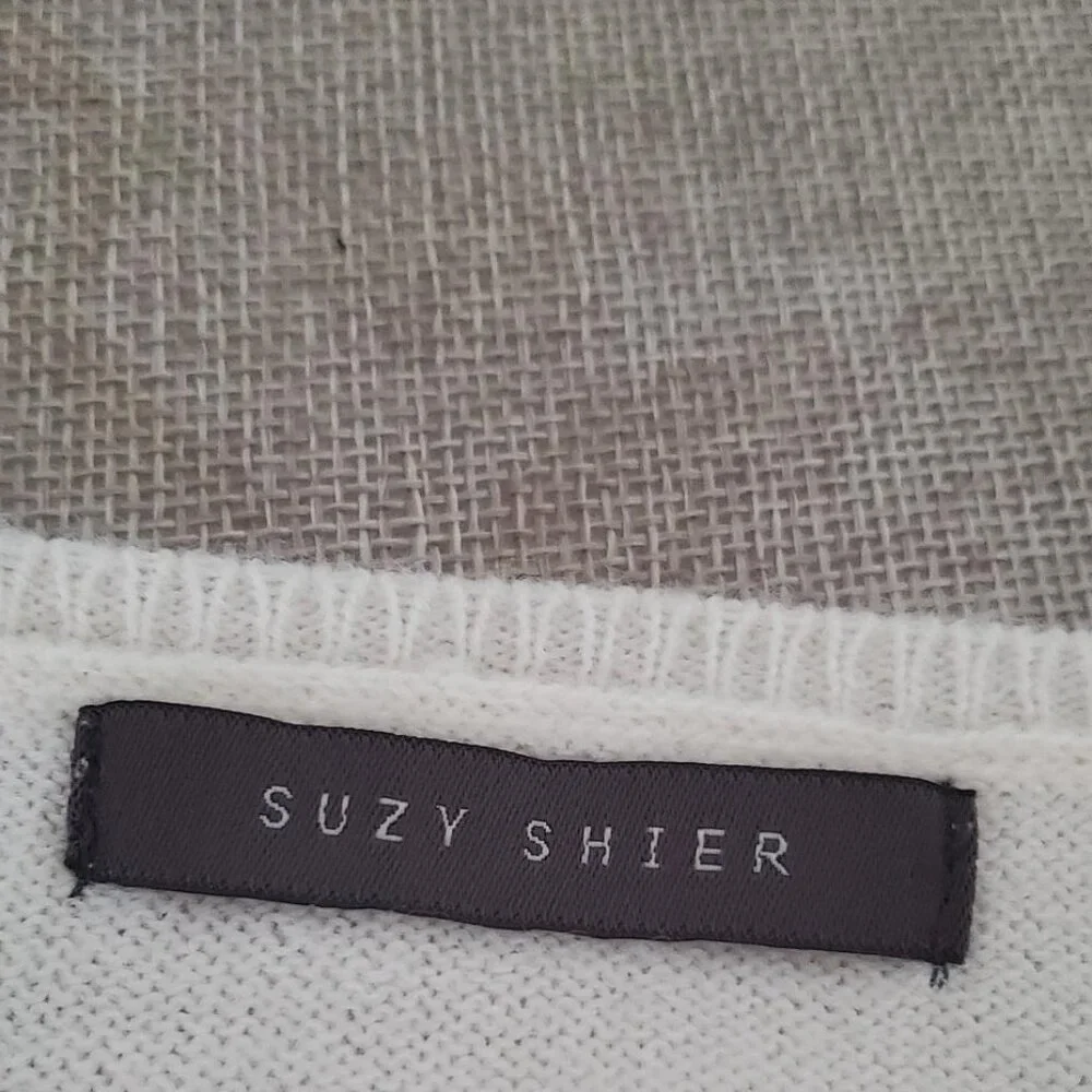 Colour-Block Sweater - Picture 7 of 7